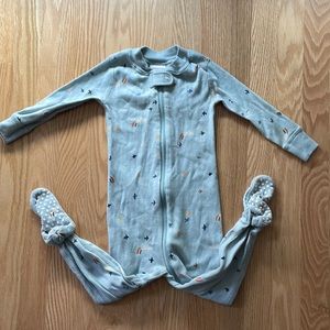 Hanna Andersson Footie zip pajamas 12-18mo 100% organic cotton blue flight boy